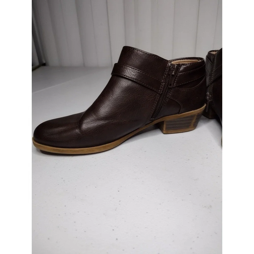 Stride By LifeStride Women's Brown Buckle Ankle Boots Size 6.5M Comfort Flex